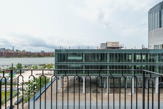 Building Photo - 187 Kent Ave