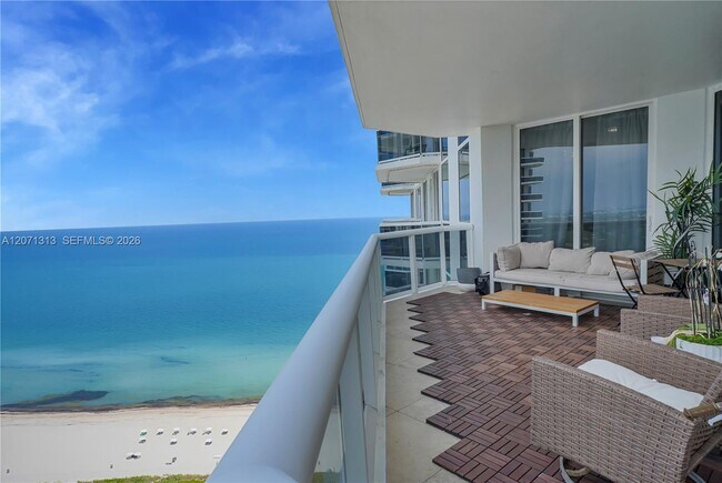 Building Photo - 4775 Collins Ave