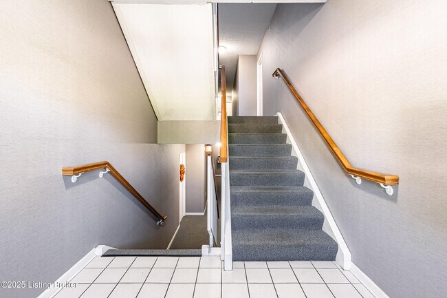 Building Photo - 5307 Rolling Rock Ct