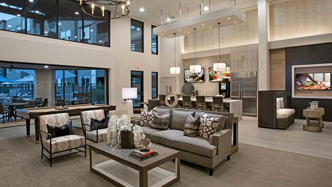Building Photo - 5550 E Deer Valley Dr