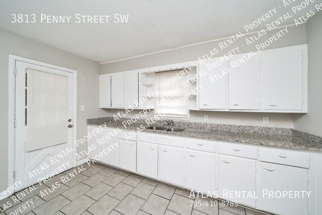 Building Photo - 3813 Penny St SW