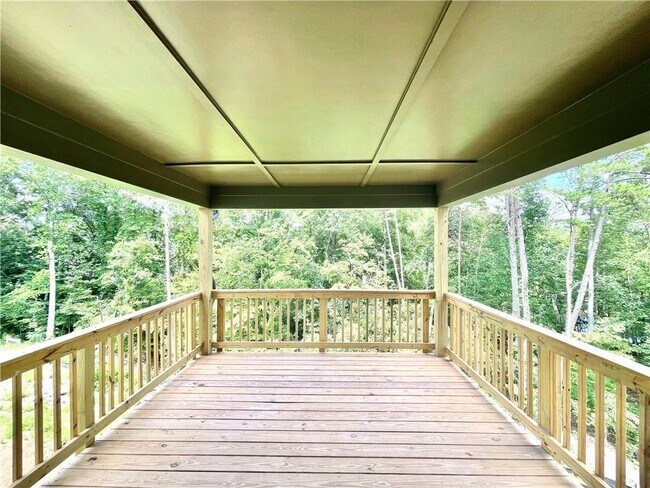 Building Photo - 331 Hudson Chase Ct