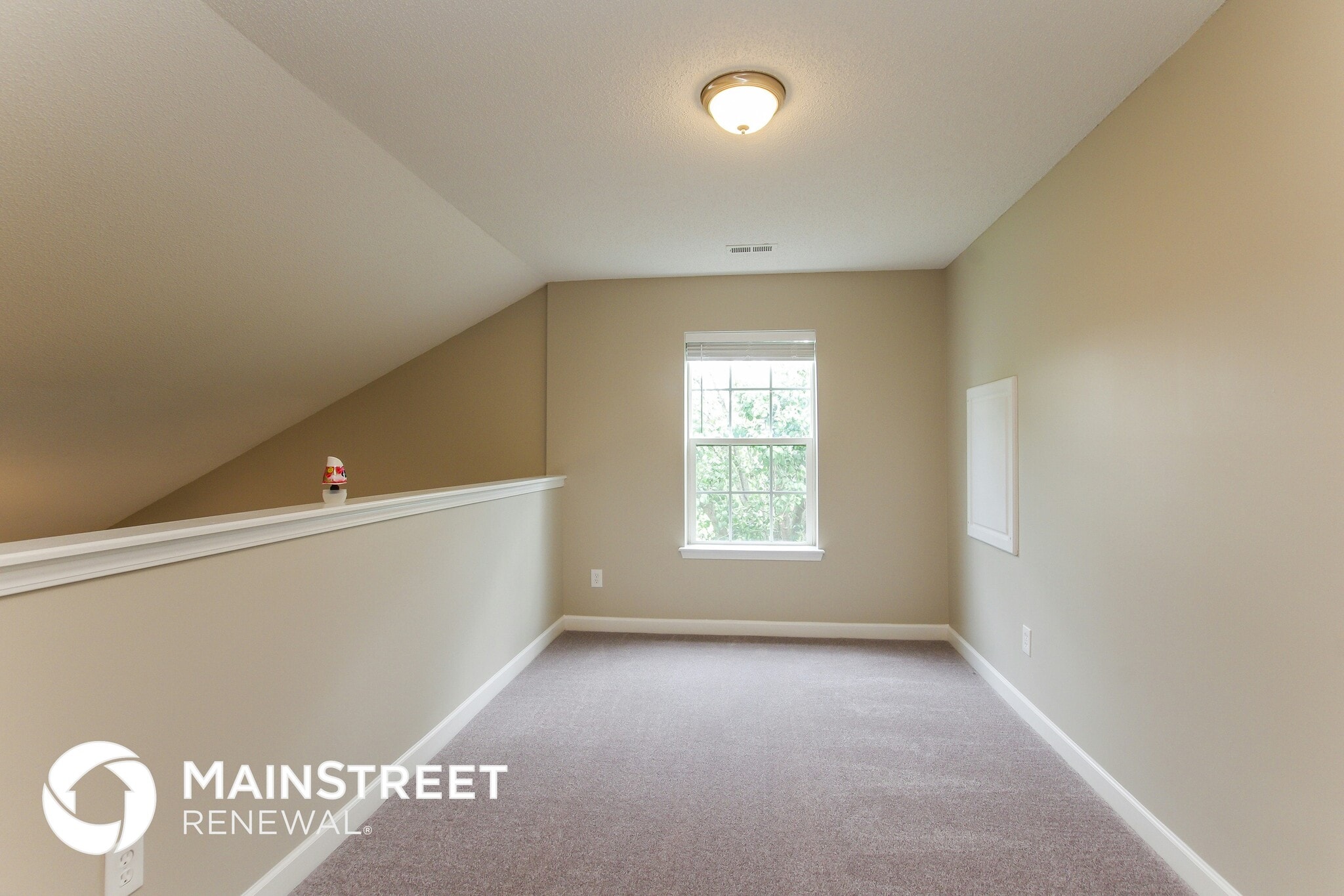 Building Photo - 4700 Capstone Dr