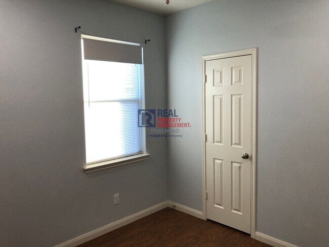 Building Photo - 1116 Flatwater Trail