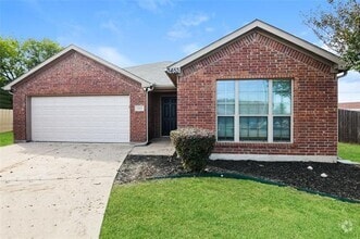 Building Photo - 3453 Heatherbend St