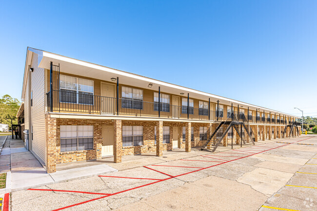 Building Photo - Courtney Heights Apartments