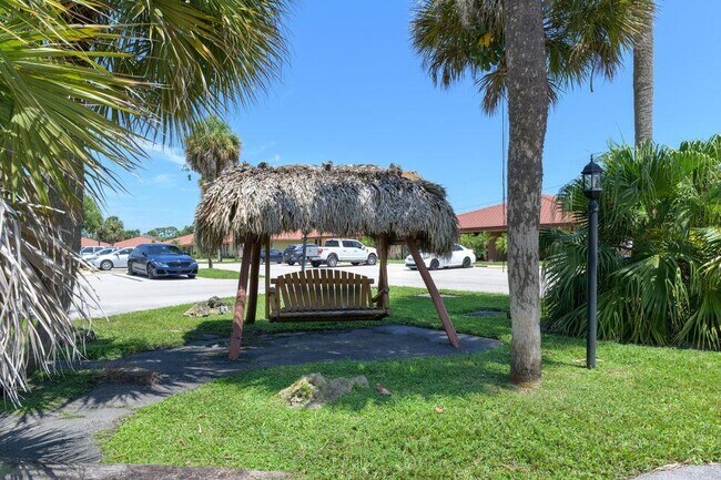 Building Photo - 5939 Forest Hill Blvd