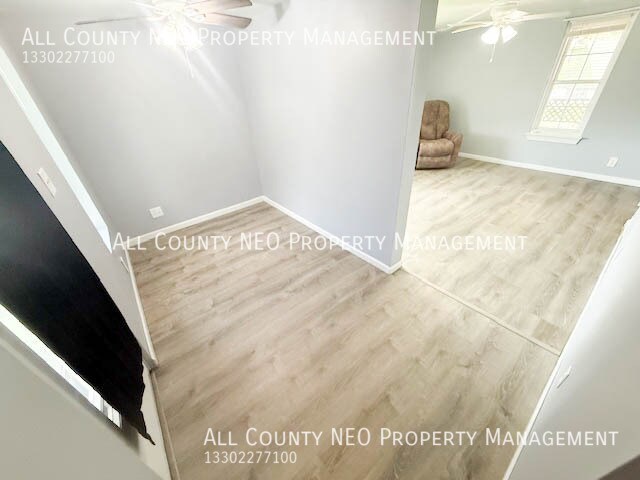 Building Photo - 246 Second Street-