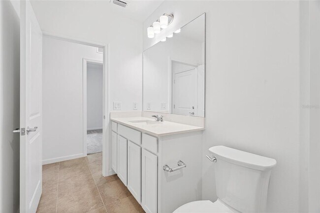 Building Photo - 6560 Silverstar Dr