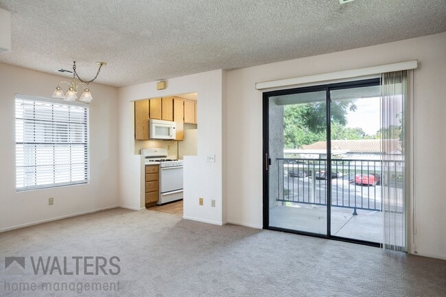 Building Photo - ***NEW LISTING: 2bd Upper Level in Terra V...