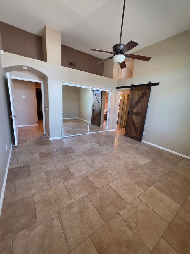 Building Photo - Spacious 4 Bedroom 2 bath Home in Victorville – Landscaping Included!