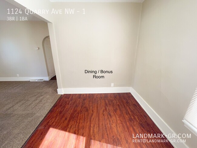 Building Photo - 1124 Quarry Ave NW