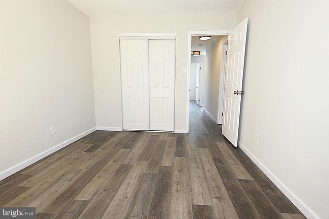 Building Photo - 49 5 Crown Royal Cir