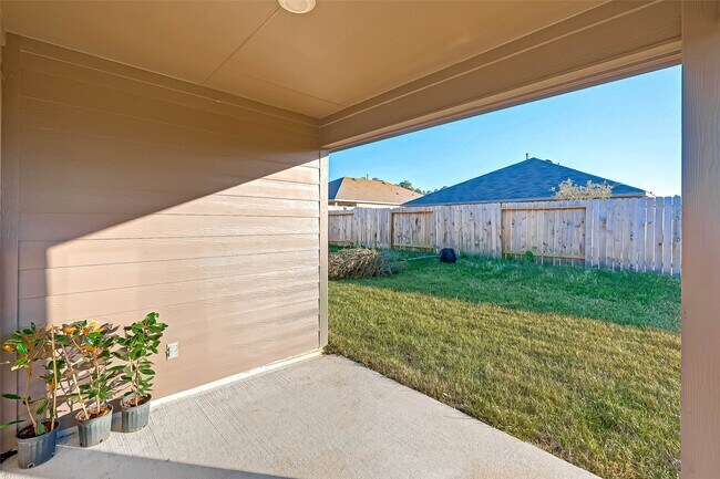 Building Photo - 12311 Trumpetfish Dr