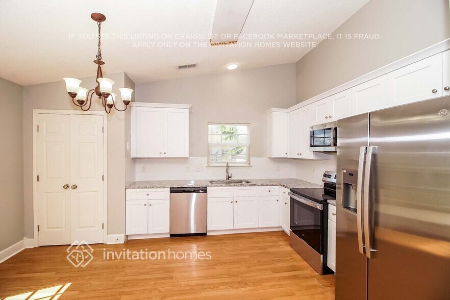 Building Photo - 8715 Wood Sorrel Ct