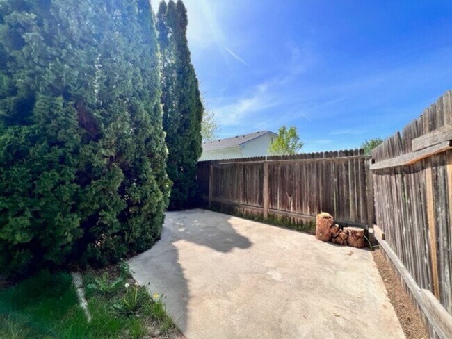 Building Photo - Beautiful Home in Boise!  *Special $300 OF...
