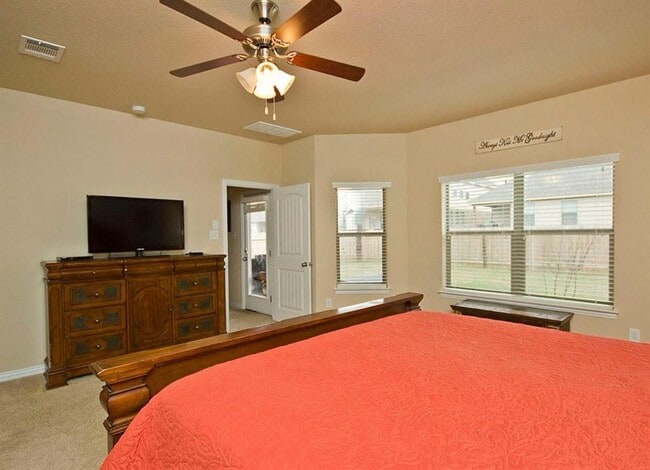 Building Photo - 20920 Windmill Ranch Ave