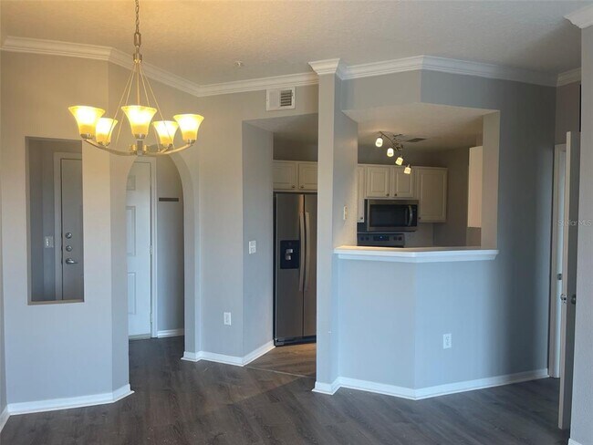 Building Photo - 501 Knights Run Ave