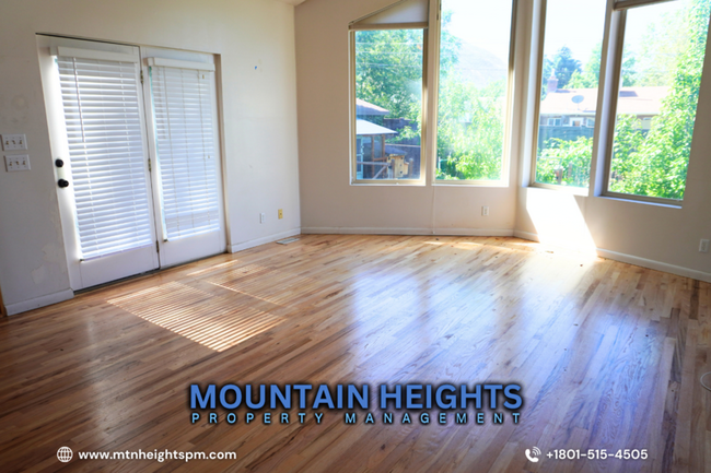 Building Photo - 2784 E Delsa Dr