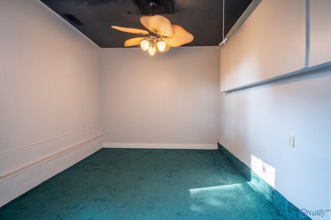 Building Photo - 912 Mountain Gap Rd SE