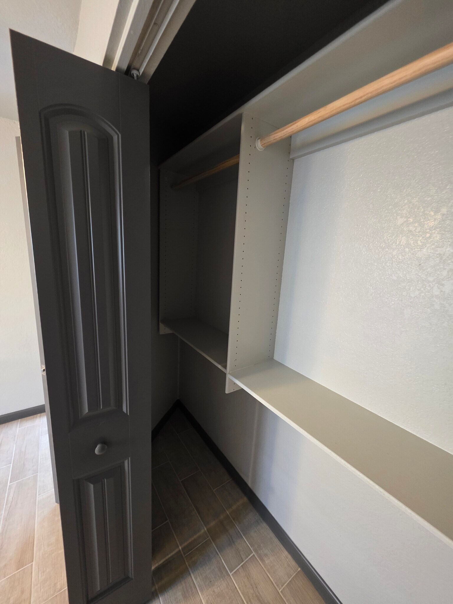 Building Photo - 1749 E Pepper Cir