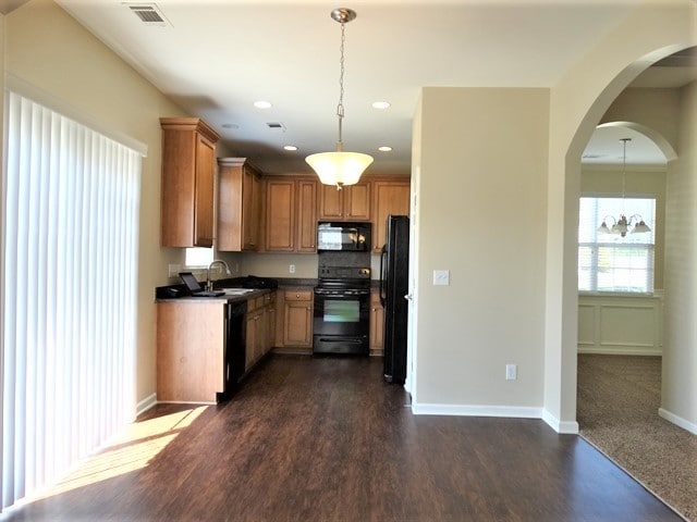 Building Photo - 10810 Traders Ct