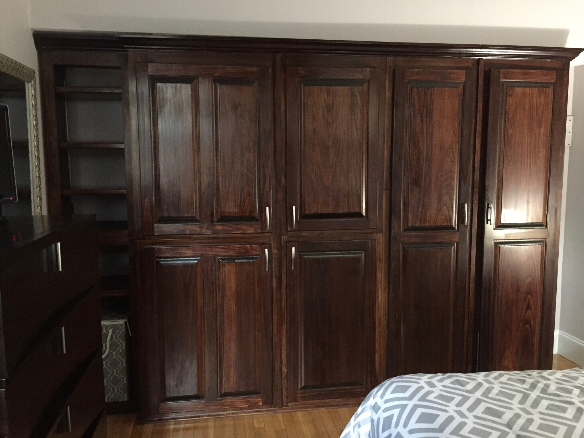 Lots of space for all your clothes & shoes - 290 Commonwealth Ave