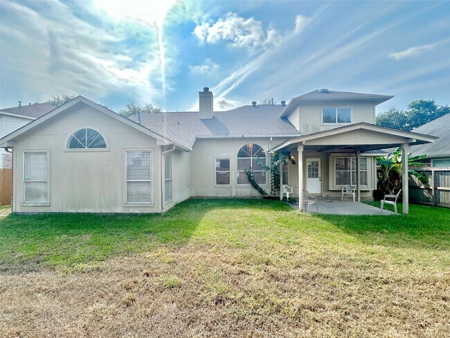 Building Photo - 12422 Glenleigh Dr
