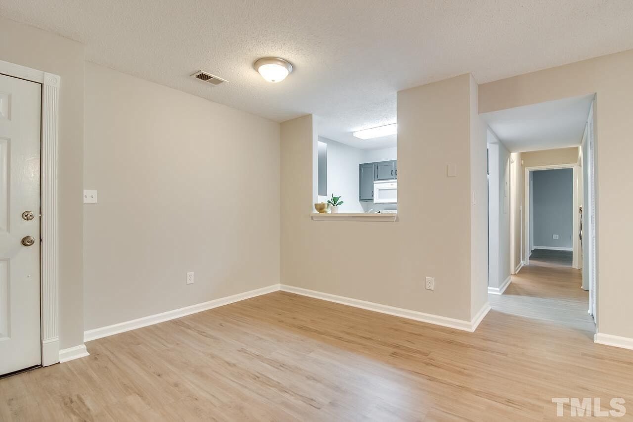 Building Photo - Room in Condo on Audubon Lake Dr