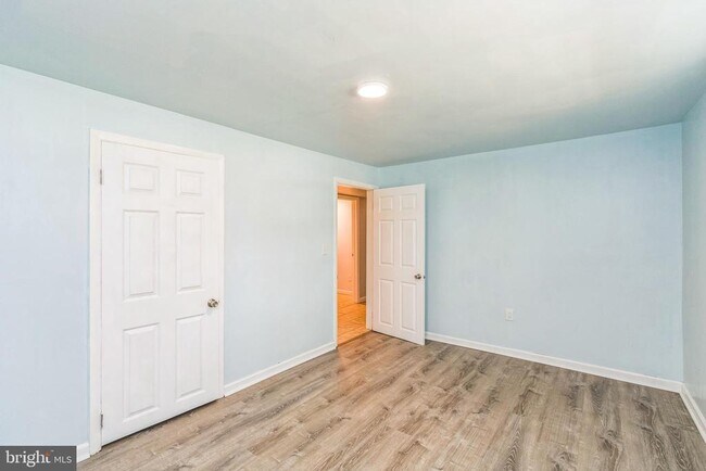 Building Photo - 311 Oakridge Dr