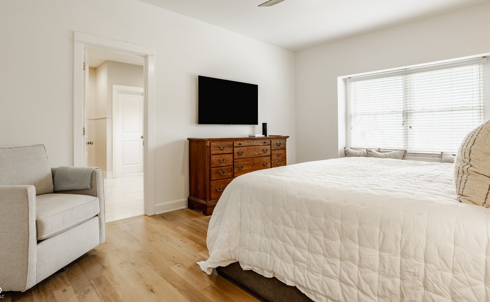 Building Photo - 1820 N 1100 E