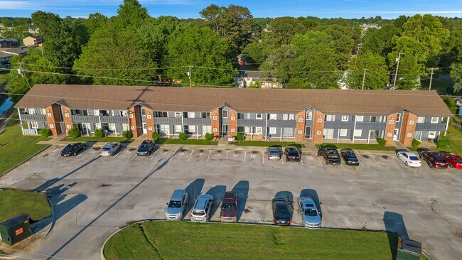 Building Photo - Affordable Newly Renovated Apartments in Decatur