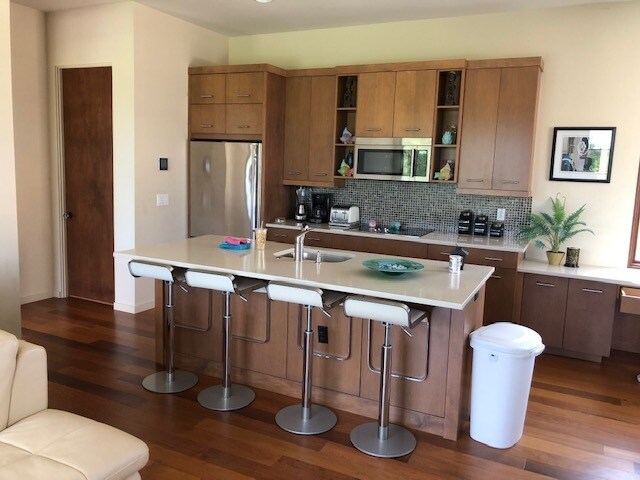 Primary Photo - 1795 Shortline Ct