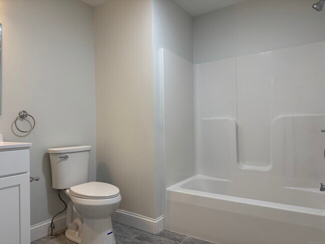 Building Photo - 1085 Whalley Ave
