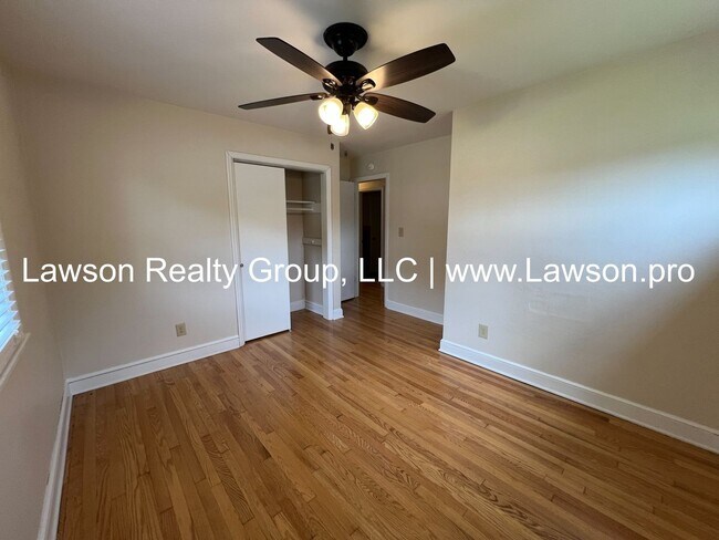 Building Photo - Spacious Ranch in North Lakes