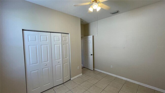 Building Photo - 6214 White Clover Cir