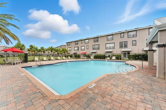Building Photo - 2521 Lexington Oak Dr