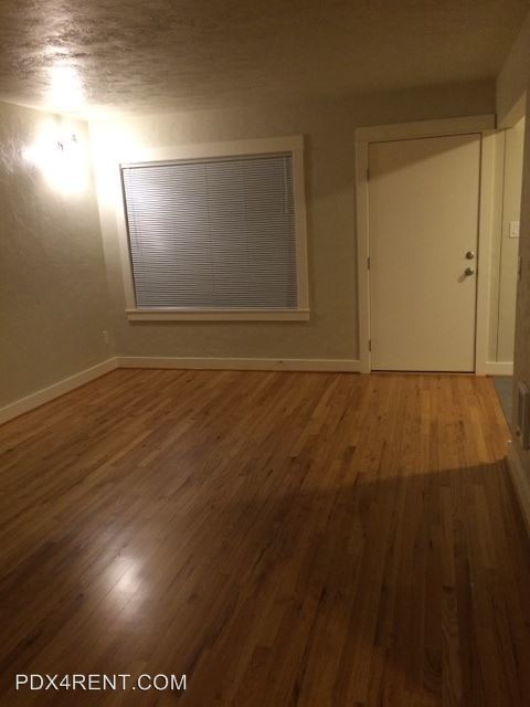 Building Photo - 7515 N Westanna Ave