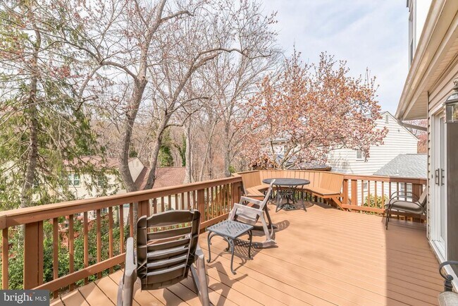 Building Photo - 8606 Etta Dr