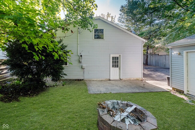 Building Photo - 324 N Tennessee St