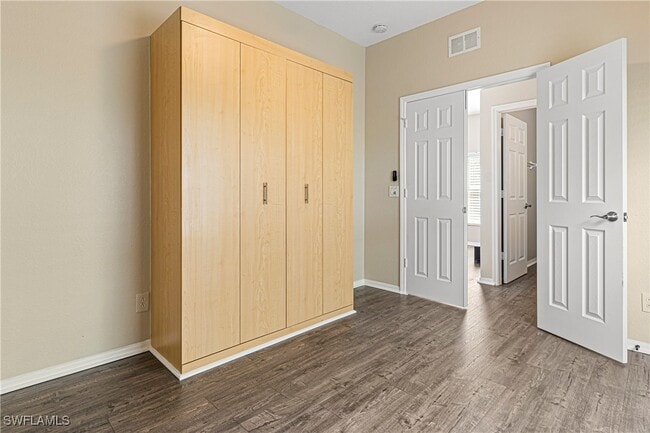 Building Photo - 8340 Silver Birch Way