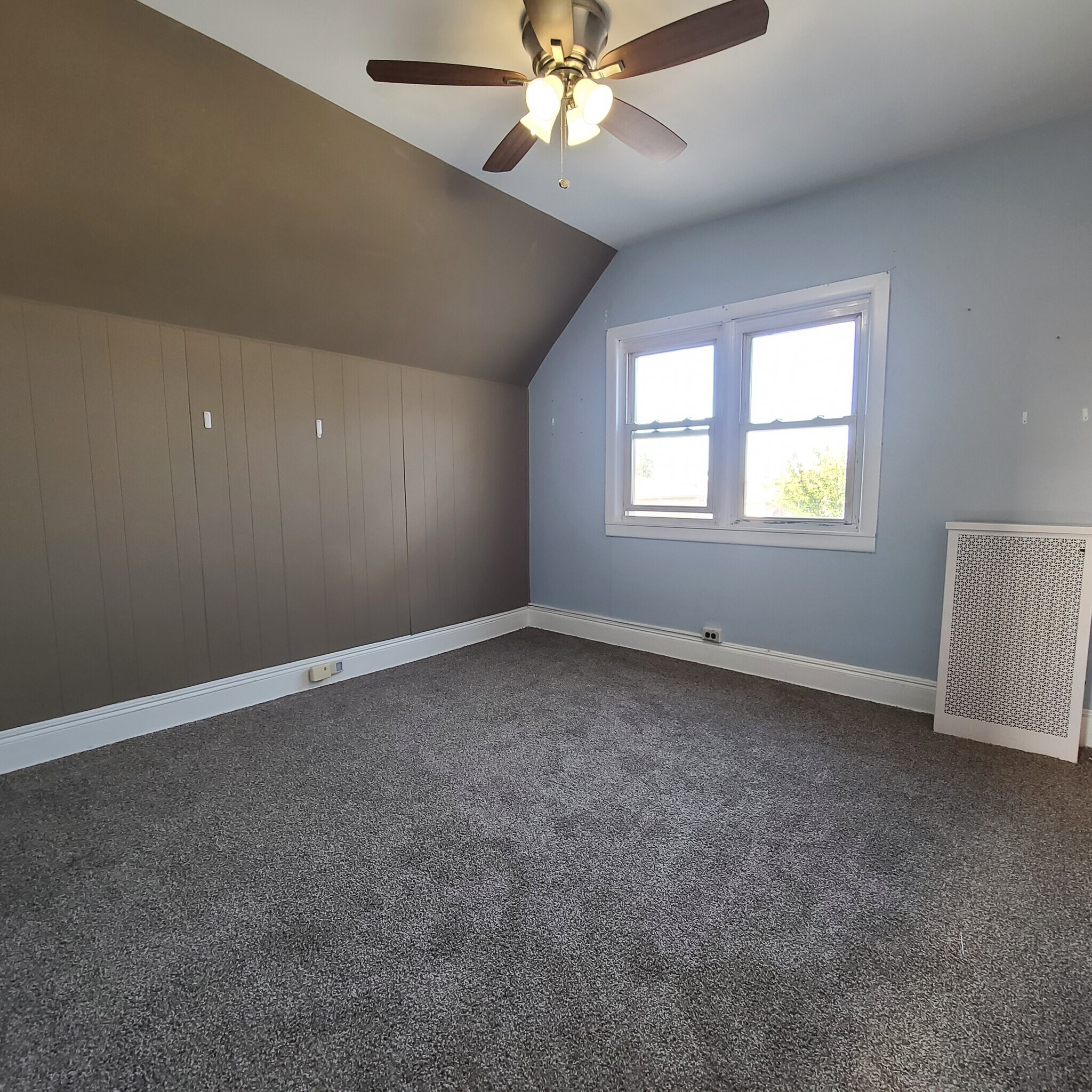 Living Room - 166 Huber St