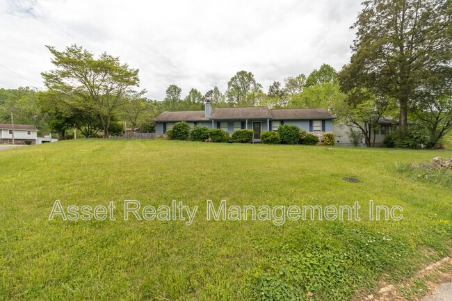 Building Photo - 6601 Bay Cir Dr