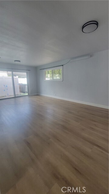 Building Photo - 1218 N Hale Ave