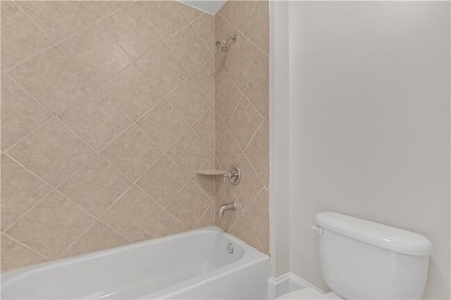 Building Photo - 2762 Durham Dr NE