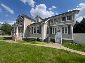 Building Photo - 605 Piermont Ave