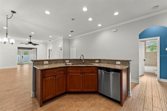 Building Photo - 967 49th Ave N