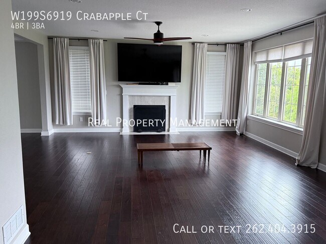 Building Photo - W199S6919 Crabapple Ct