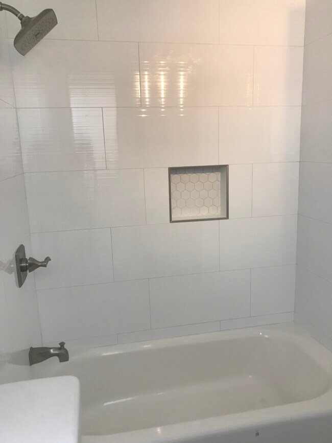 Master Bathroom - 1314 16th St