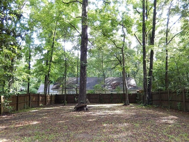 Building Photo - 3195 Huttersfield Cir